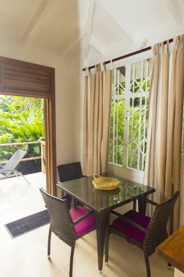 La Batie selfcatering Apartment Beau Vallon  Esterno foto